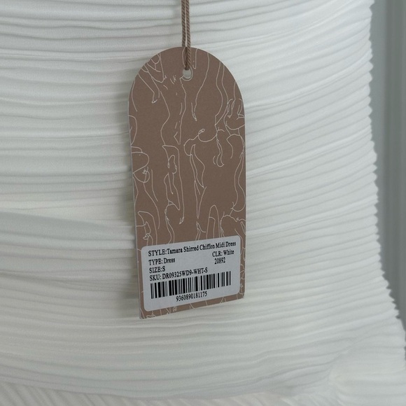 Meshki White One-Shoulder Asymmetrical Gown - Picture 8 of 9